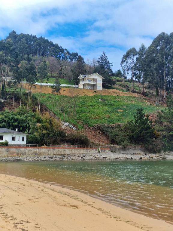 La Villa De Maria I Playa Beach El Puntal Asturias Villaviciosa  Exterior foto